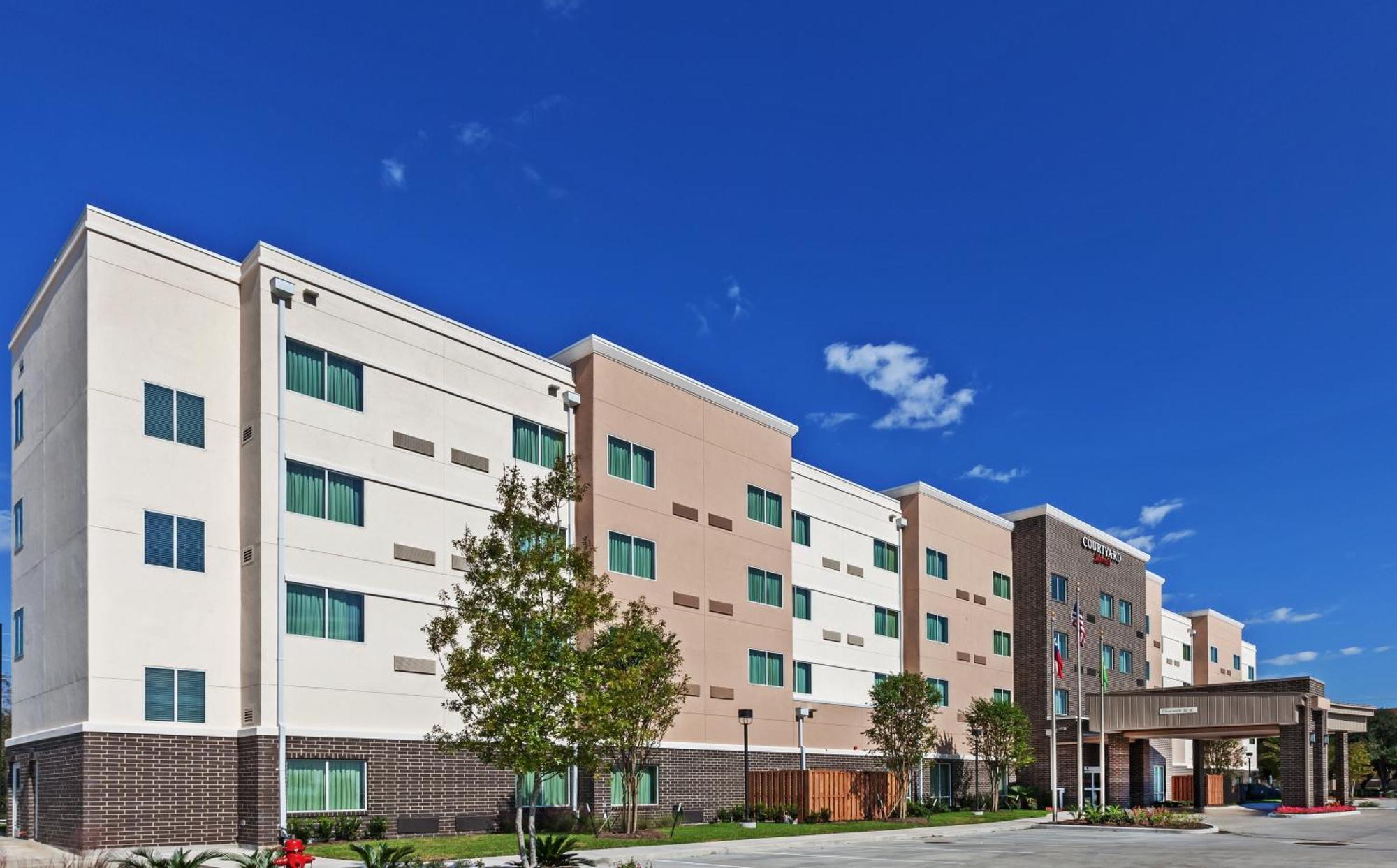 Courtyard I-10 West/park Row Houston